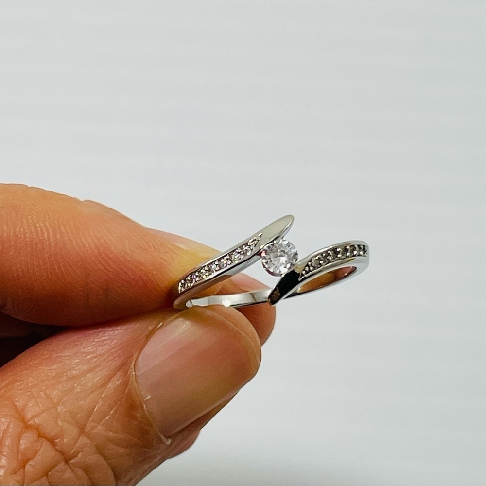 Silver Wedding Ring Band Women Promise Engagement Anniversary Jewelry Gift Box - Picture 3 of 10